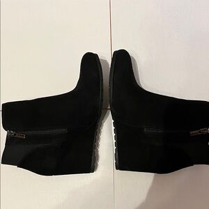 Clarks Black Artisan Footwear